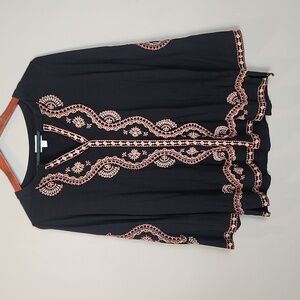 J. Jill Embroidered Black‎ and Pink Tunic Size Small